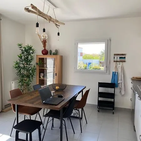 Apartment Appt Confort Avec Terrasse Au Calme A Fouras!